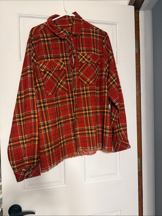 Source Unknown Tops - Source Unknown Red Plaid Button-Up Shirt Jacket